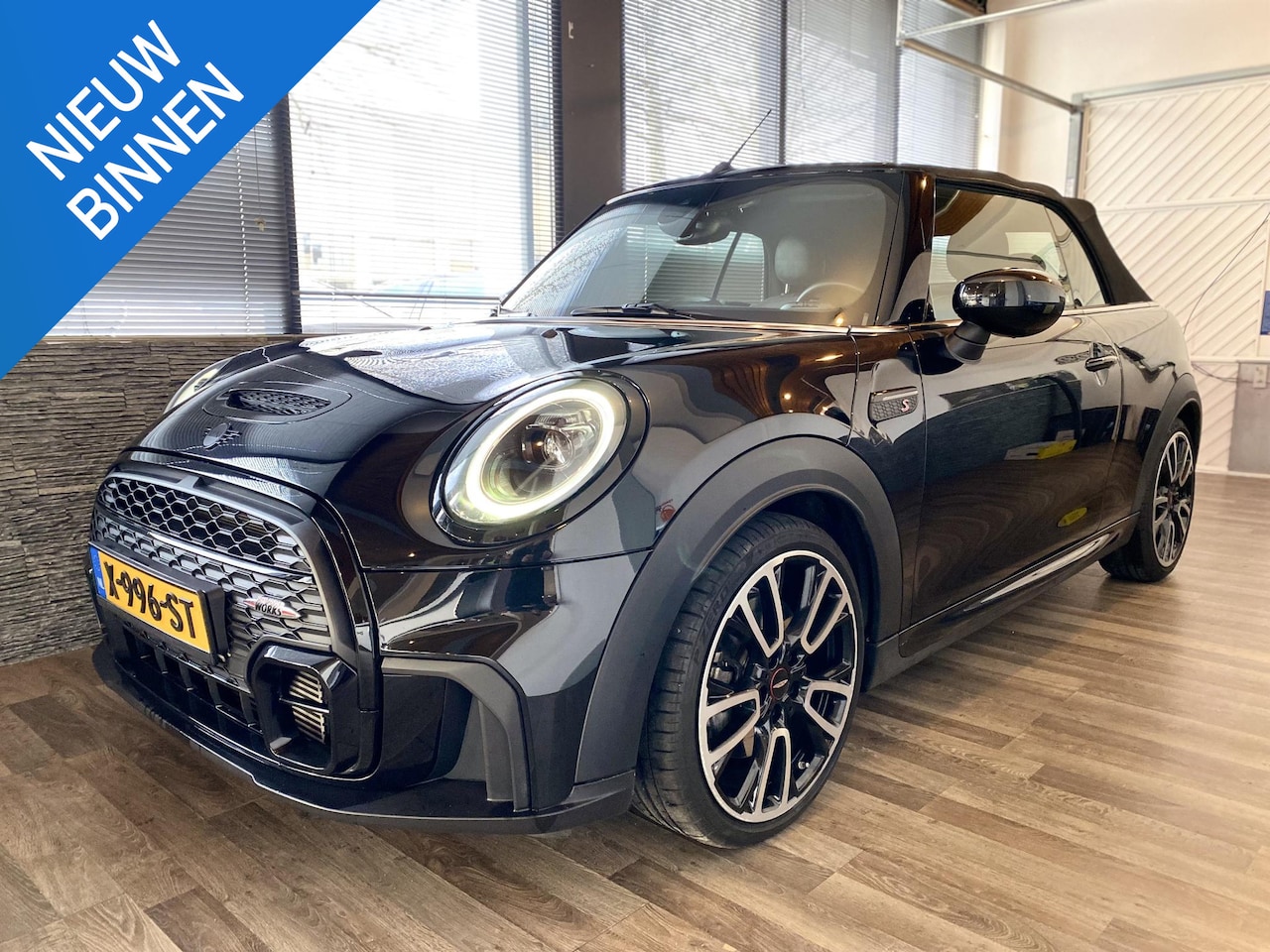 MINI Cabrio - Mini 2.0 Cooper S Resolute Edition JCW - AutoWereld.nl