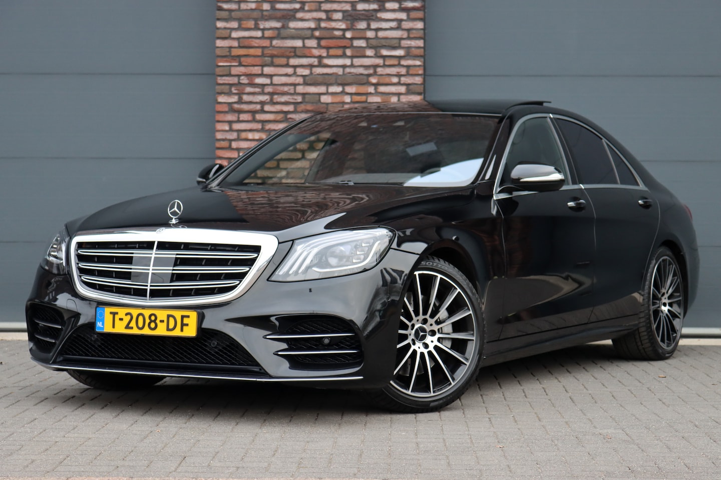 Mercedes-Benz S-klasse - 400d 4MATIC AMG Line Plus Aut9 | Distronic+ | Carbon | Burmester | Stoelventilatie | Stand - AutoWereld.nl