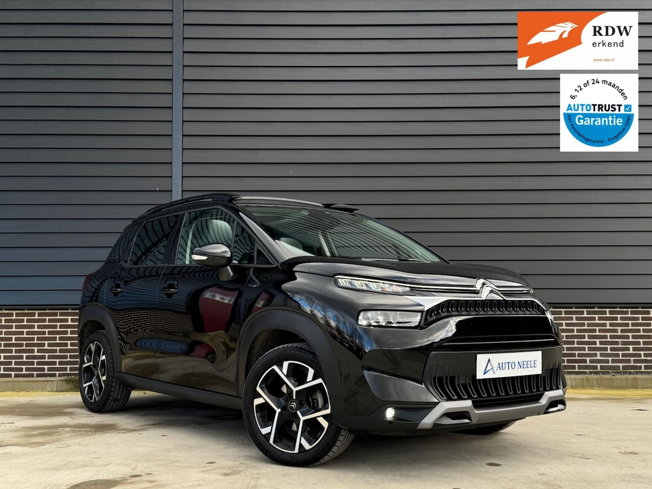 Citroën C3 Aircross - 1.2 130 pk Automaat Shine Pack Panoramadak, Camera, Dealeronderh. - AutoWereld.nl