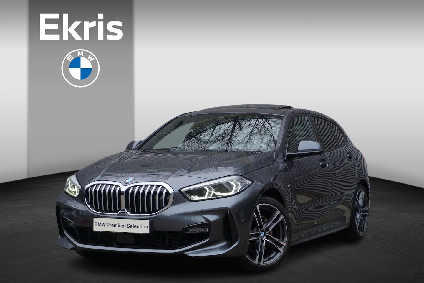 BMW 1-serie - 5-deurs 118i Model M Sport | Comfort Pack | Parking Pack | Glazen panoramadak - AutoWereld.nl