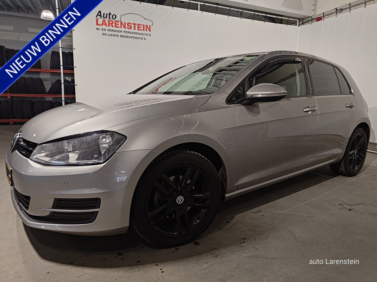 Volkswagen Golf - 1.6 TDI 105pk Highline 5 Drs 77kw Climate C./ Cruise C./ Trekhaak / 17inch LM / PDC - AutoWereld.nl