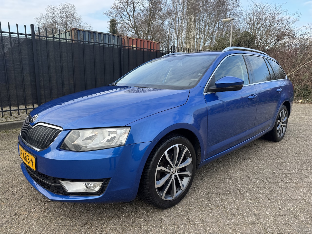 Skoda Octavia Combi - 1.2 TSI Autom/Tiptr DSG Greentech Edition Businessline Carplay/Stoelverw/Clima/Navi - AutoWereld.nl