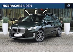 BMW 2-serie Active Tourer - 220i High Executive Luxury Line Automaat / Panoramadak / Trekhaak / Sportstoelen / Adaptie