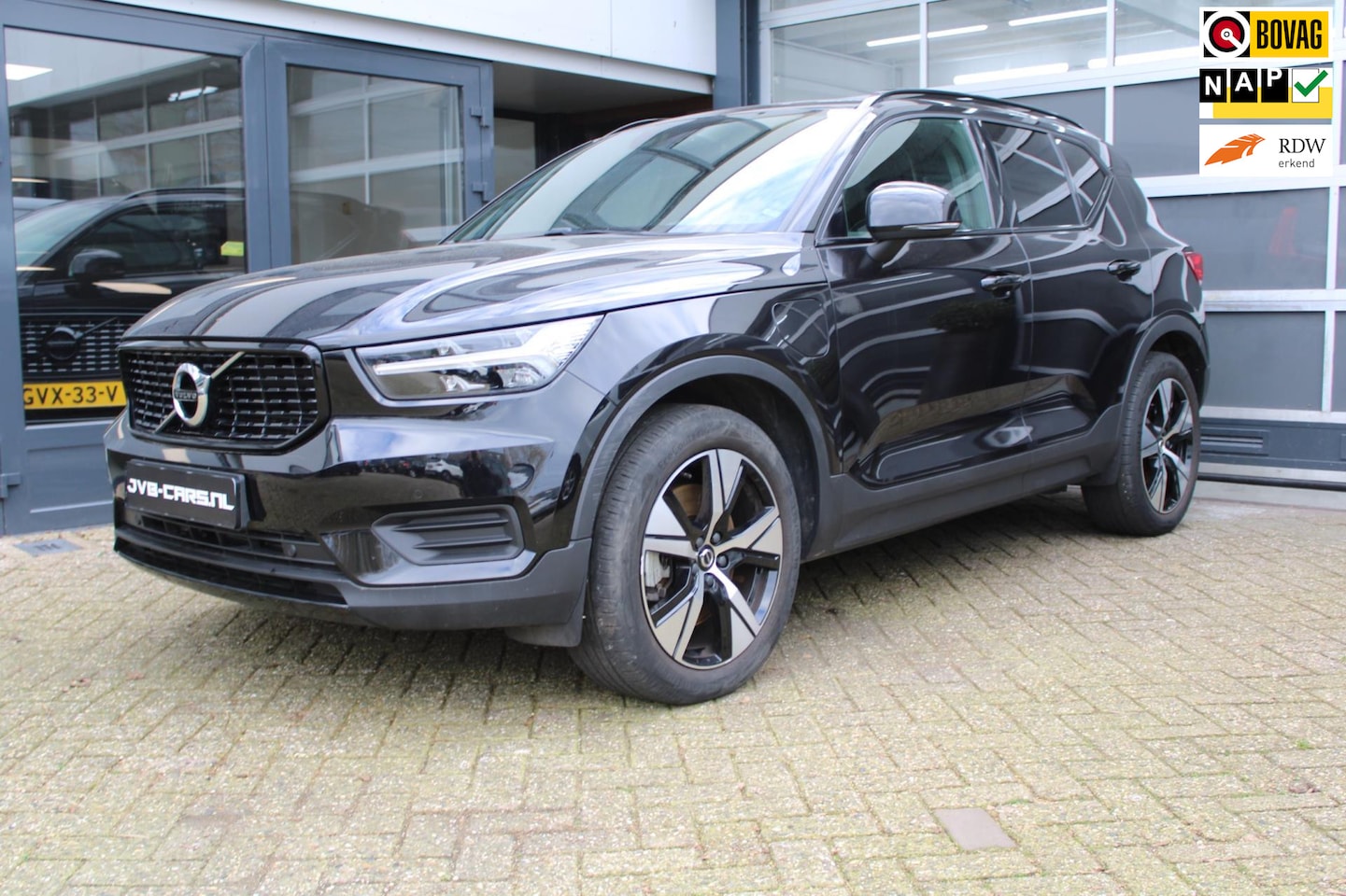 Volvo XC40 - 1.5 T4 Recharge R-Design 1.5 T4 Recharge R-Design - AutoWereld.nl