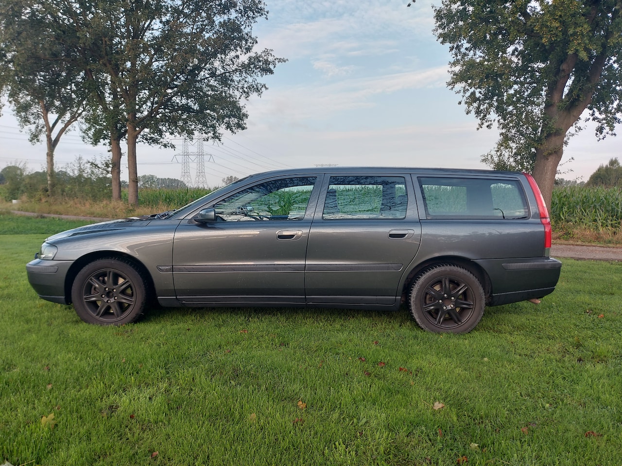 Volvo V70 - 2.4 2003 | 130.000 km | topstaat - AutoWereld.nl