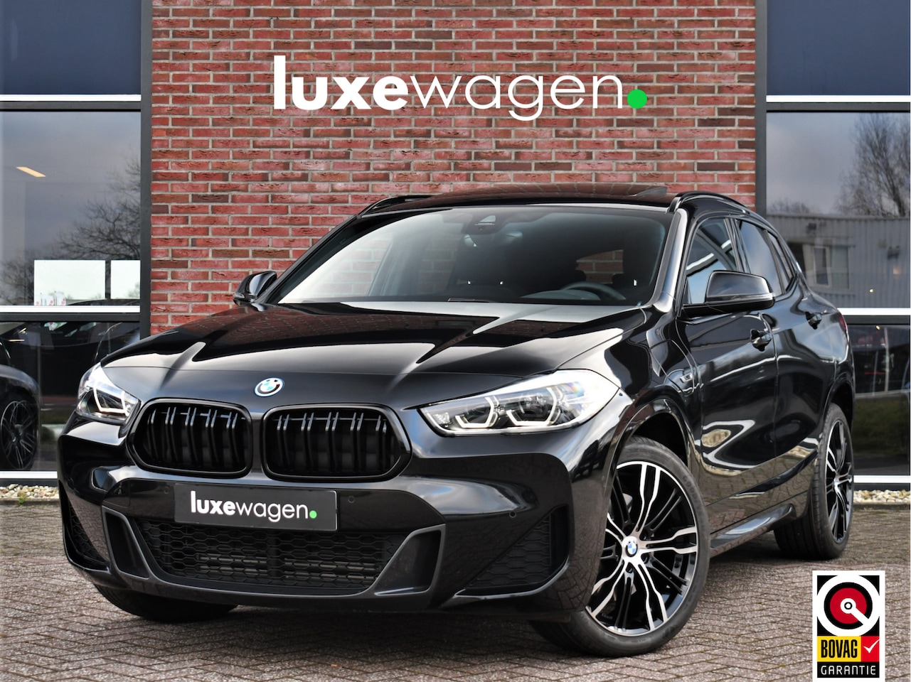 BMW X2 - xDrive25e M-Sport 9200km! Pano Adp-LED el-klep stoelverw - AutoWereld.nl