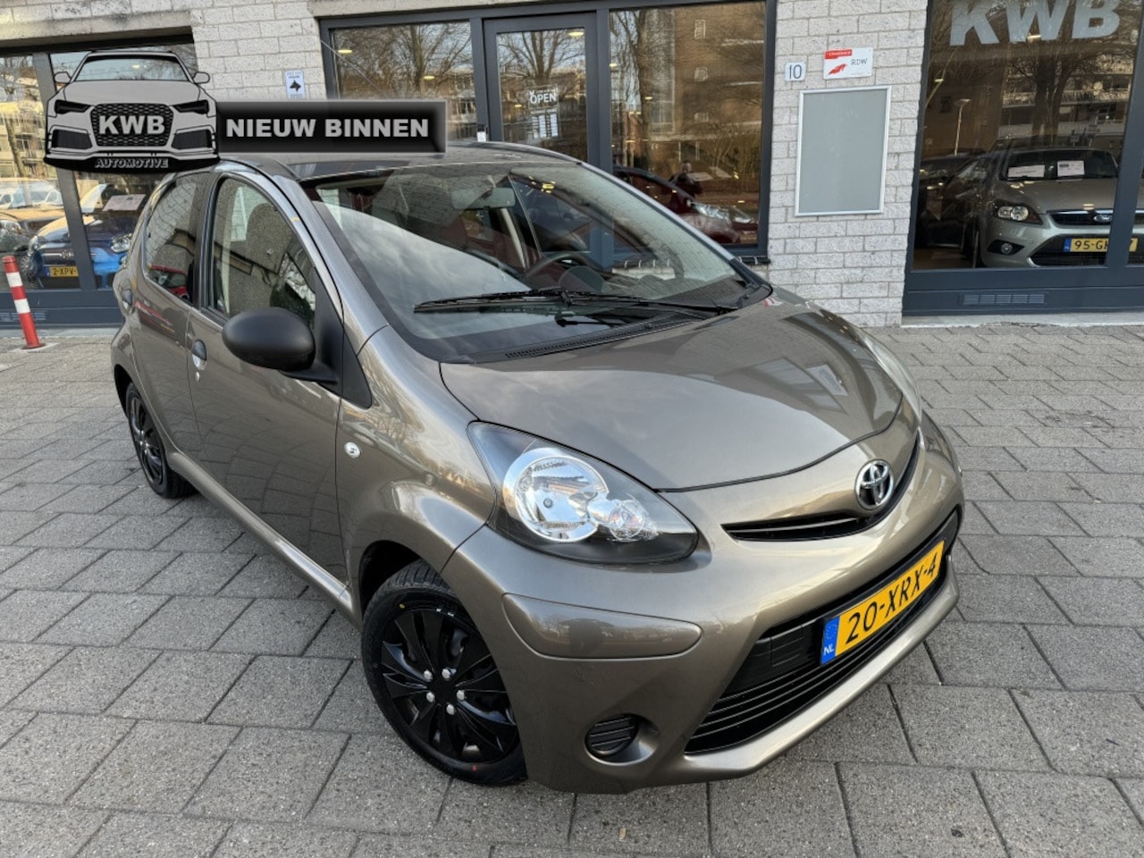 Toyota Aygo - 1.0 VVT-i 5Drs Apple carplay Weinig Km Nap - AutoWereld.nl