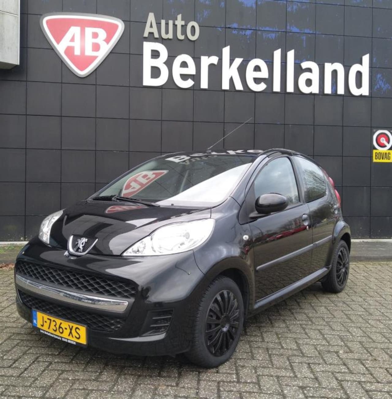 Peugeot 107 - 1.0-12V XR 5-Drs Airco / Elektr.pakket - AutoWereld.nl