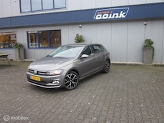 Volkswagen Polo - 1.0 TSI Comfortline Business