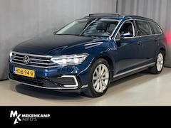 Volkswagen Passat Variant - 1.4 TSI PHEV GTE Business 17"/Panoramadak/Trekhaak/IQ Lights/Virtual cockpit/Dodehoek/Came