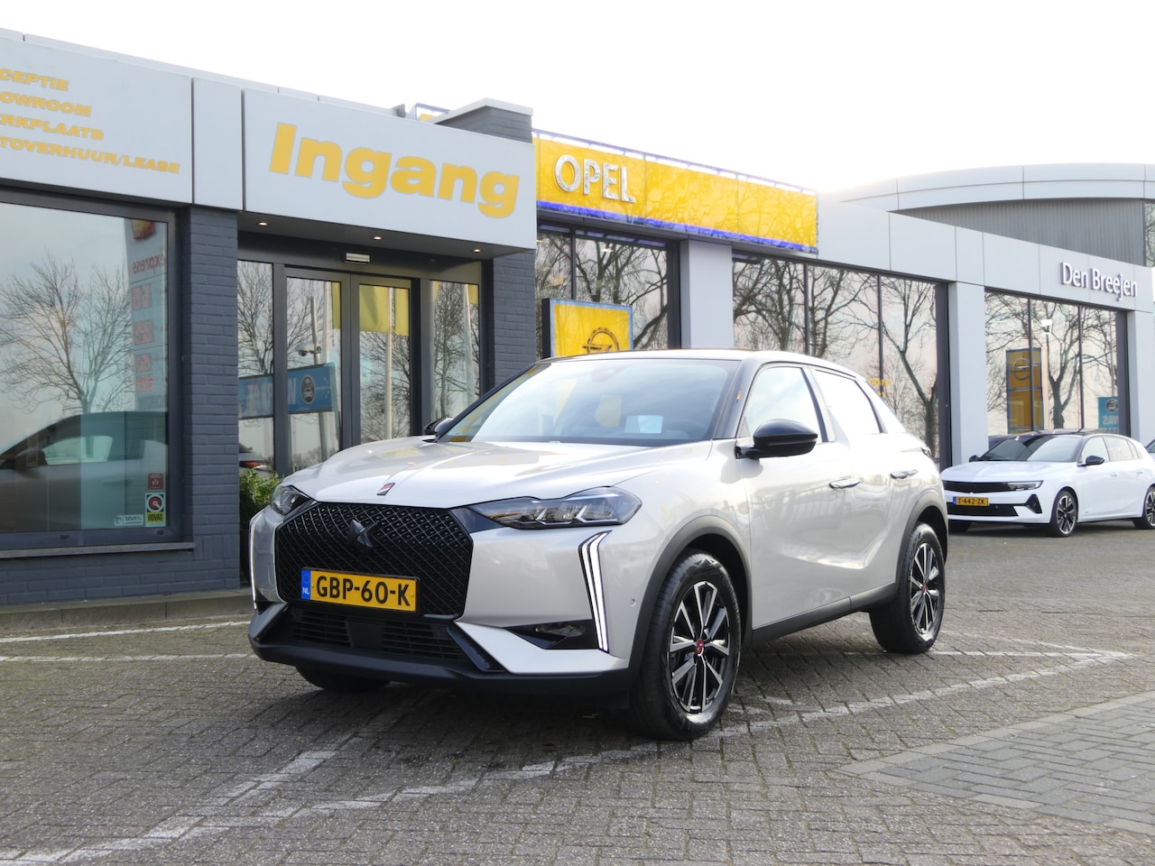 DS 3 - 1.2 Turbo 130pk Performance Line Automaat | Drive Assist | 360° Camera - AutoWereld.nl