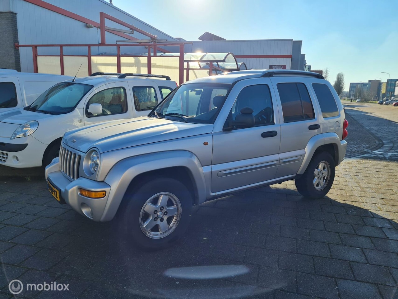 Jeep Cherokee - 2.8 CRD SPORT PLUS HR/ INRUILKOOPJE ! - AutoWereld.nl