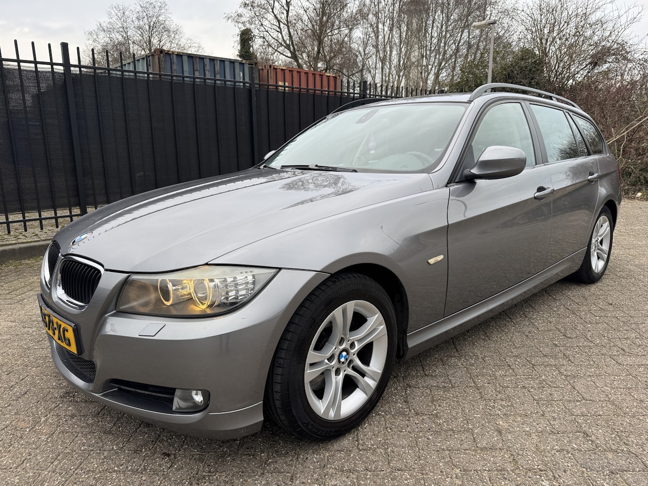 BMW 3-serie Touring - 320i Executive Halfleer/Clima/Cruise/PDC/LMV - AutoWereld.nl