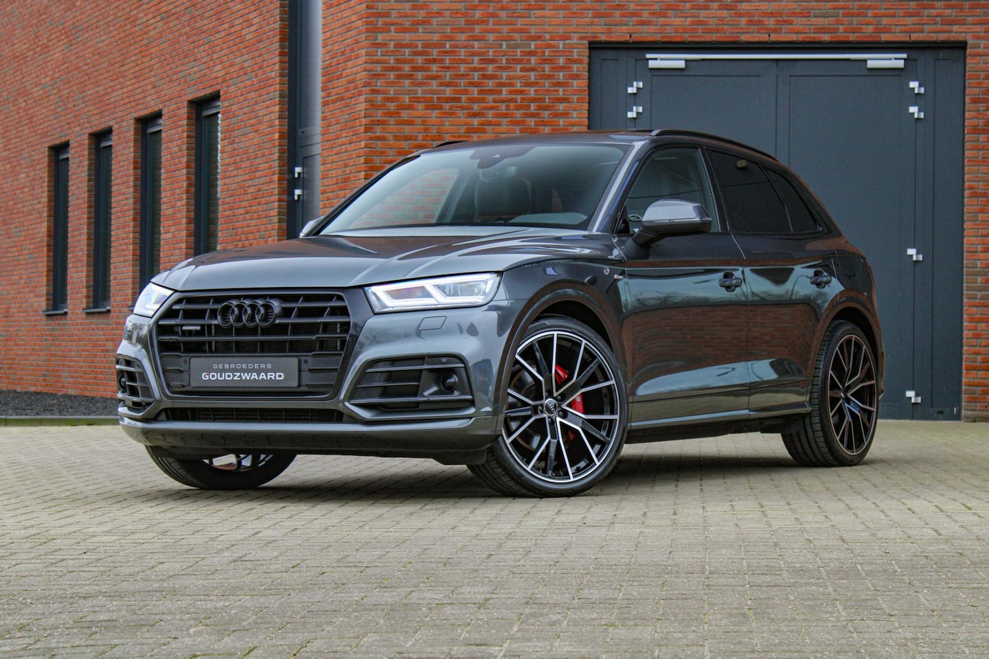 Audi Q5 - 55 TFSI e quattro Competition | Luchtvering | B&O | Massage | Pano - AutoWereld.nl