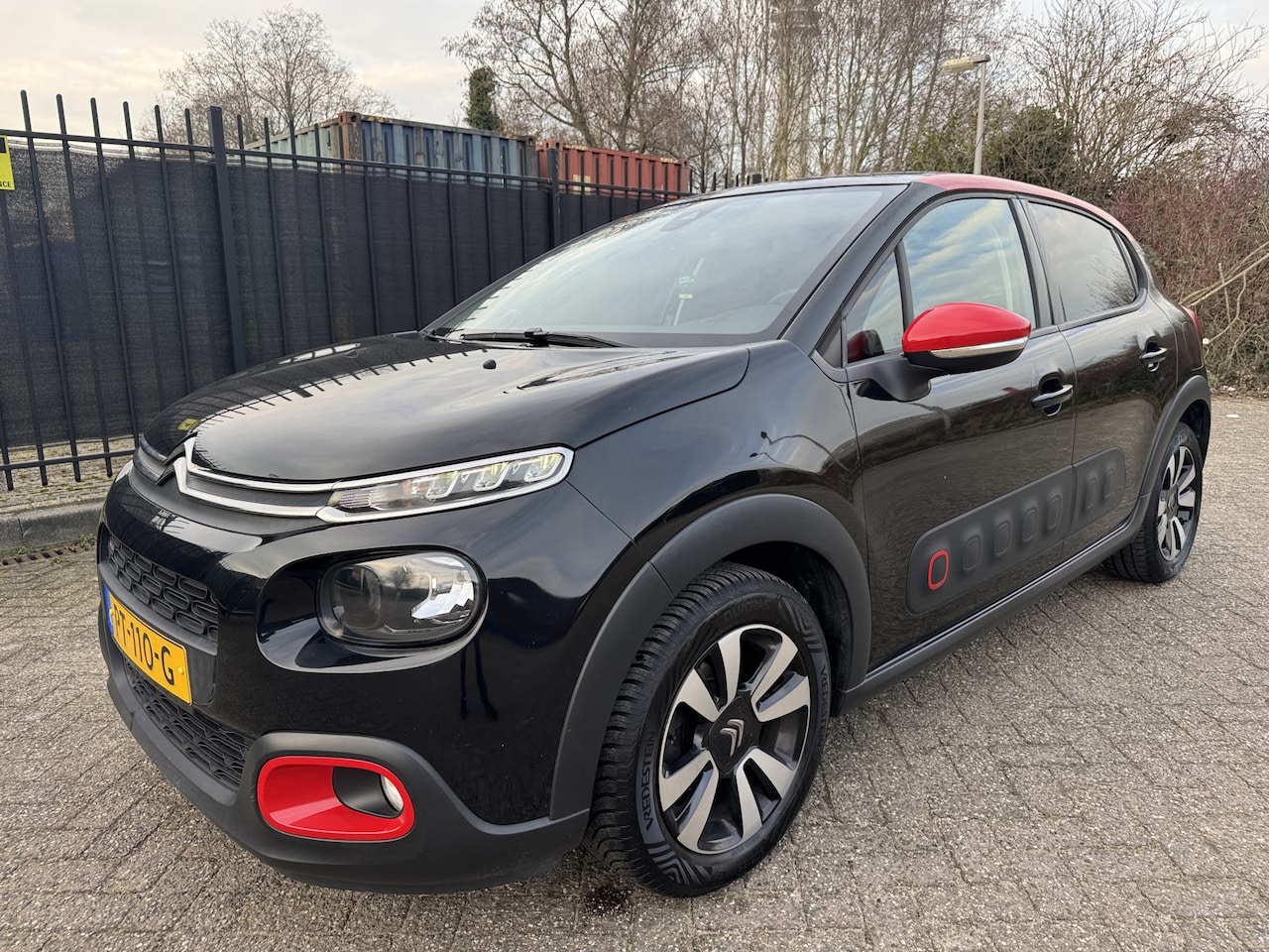 Citroën C3 - 1.2 PureTech Shine Panorama/Clima/Cam/Cruise/LED - AutoWereld.nl