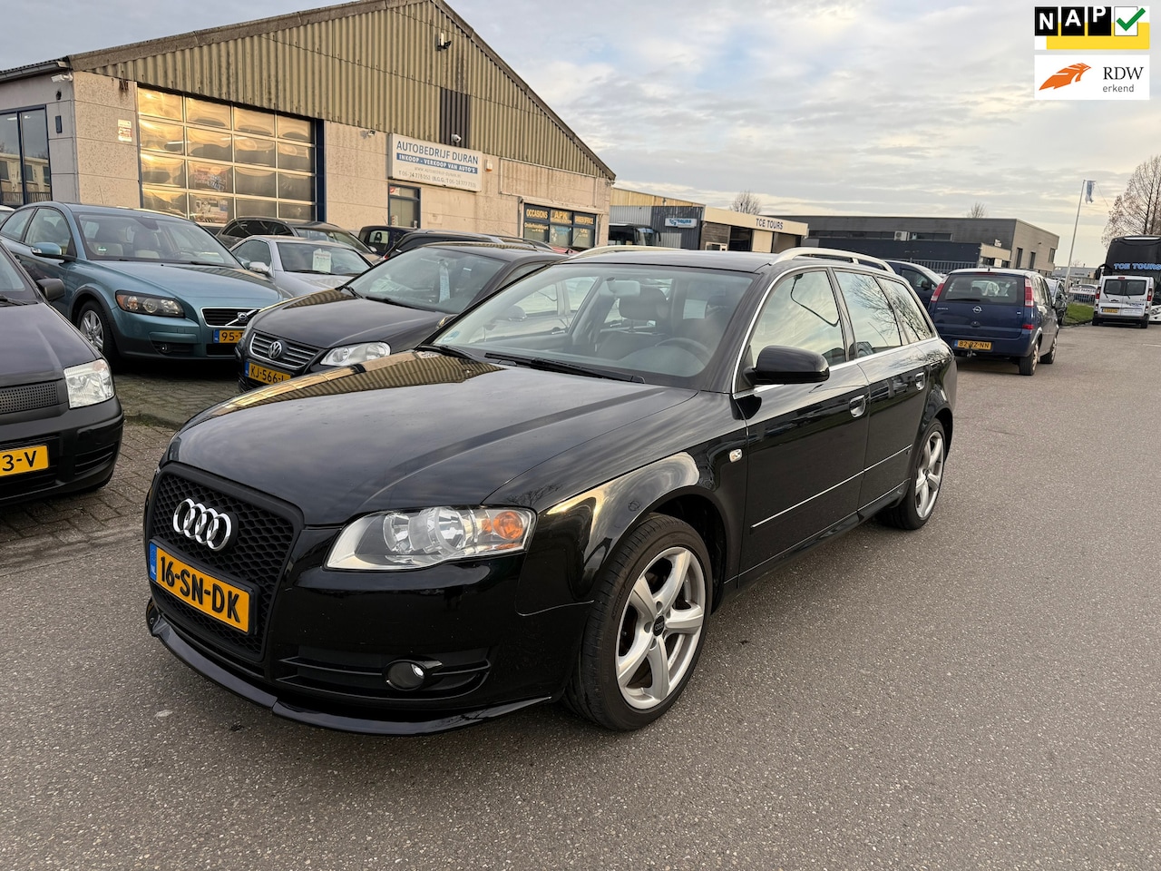 Audi A4 Avant - 1.6 Pro Line Business NAV. + Clima Bj:2006 NAP! - AutoWereld.nl