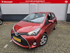 Toyota Yaris - 1.5 Hybrid Lease , vol leder, trekhaak, navigatie, dealerkwaliteit