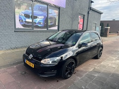 Volkswagen Golf - 1.2 TSI Highline