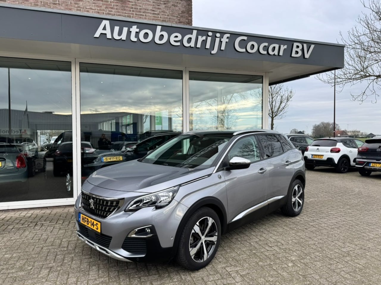 Peugeot 3008 - 1.2 PURETECH ALLURE CROSSWAY ALL IN PRIJS - AutoWereld.nl