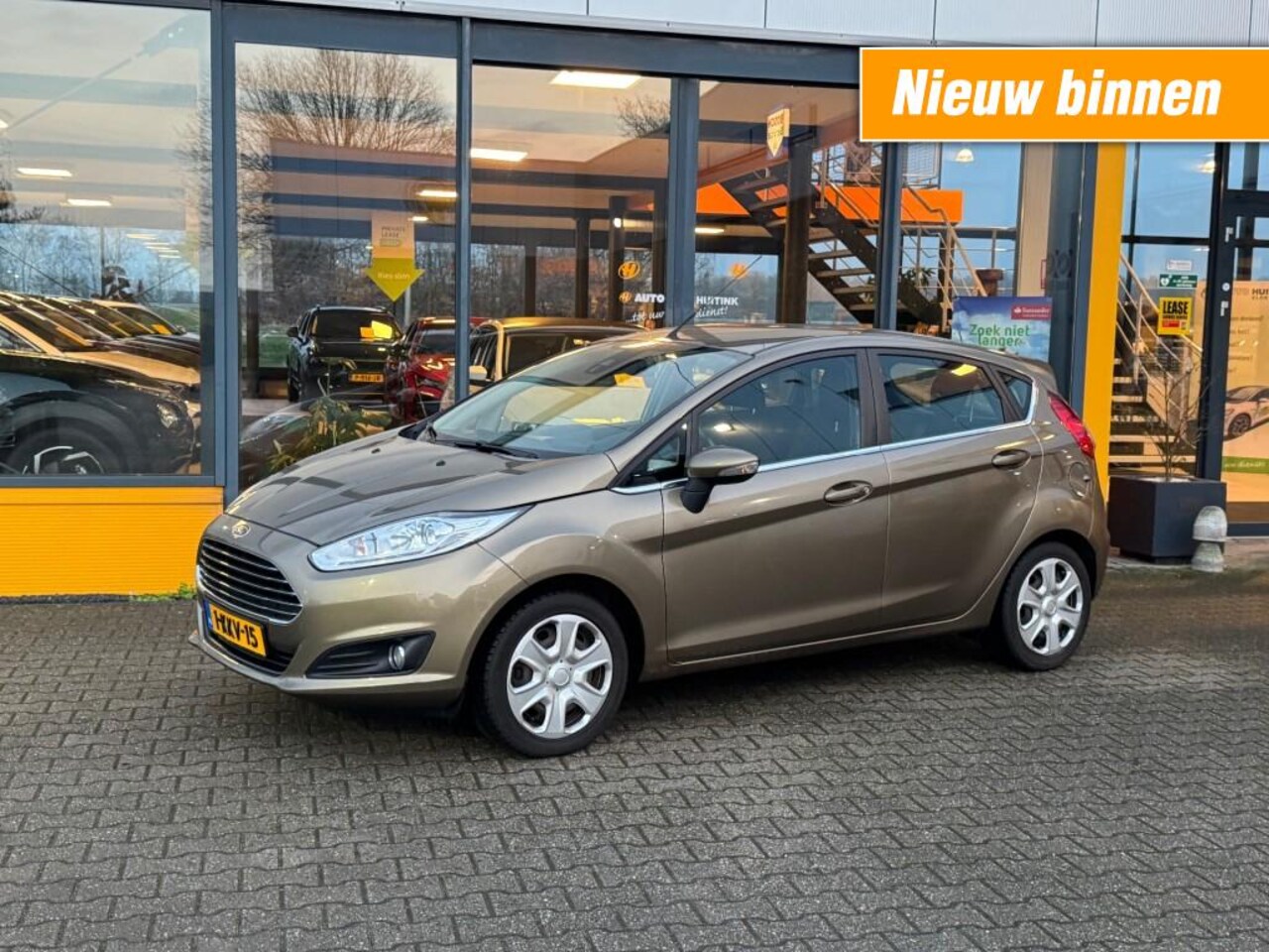 Ford Fiesta - 1.0 EcoBoost Titanium - climate control - navi - voorruitverwarm - AutoWereld.nl