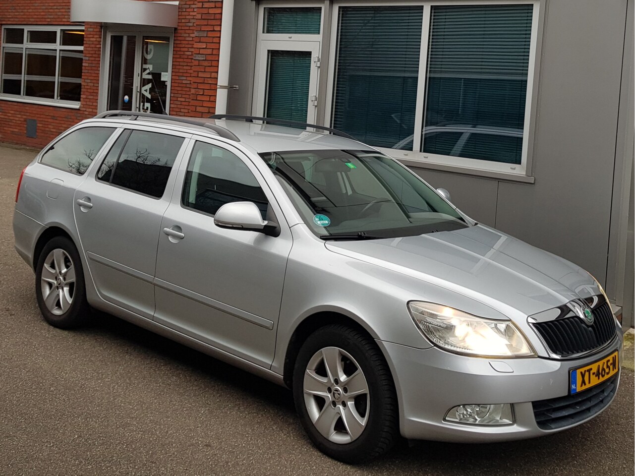 Skoda Octavia Combi - 1.4 Tsi Xenon Trekhaak Cruise Ecc Pdc - AutoWereld.nl