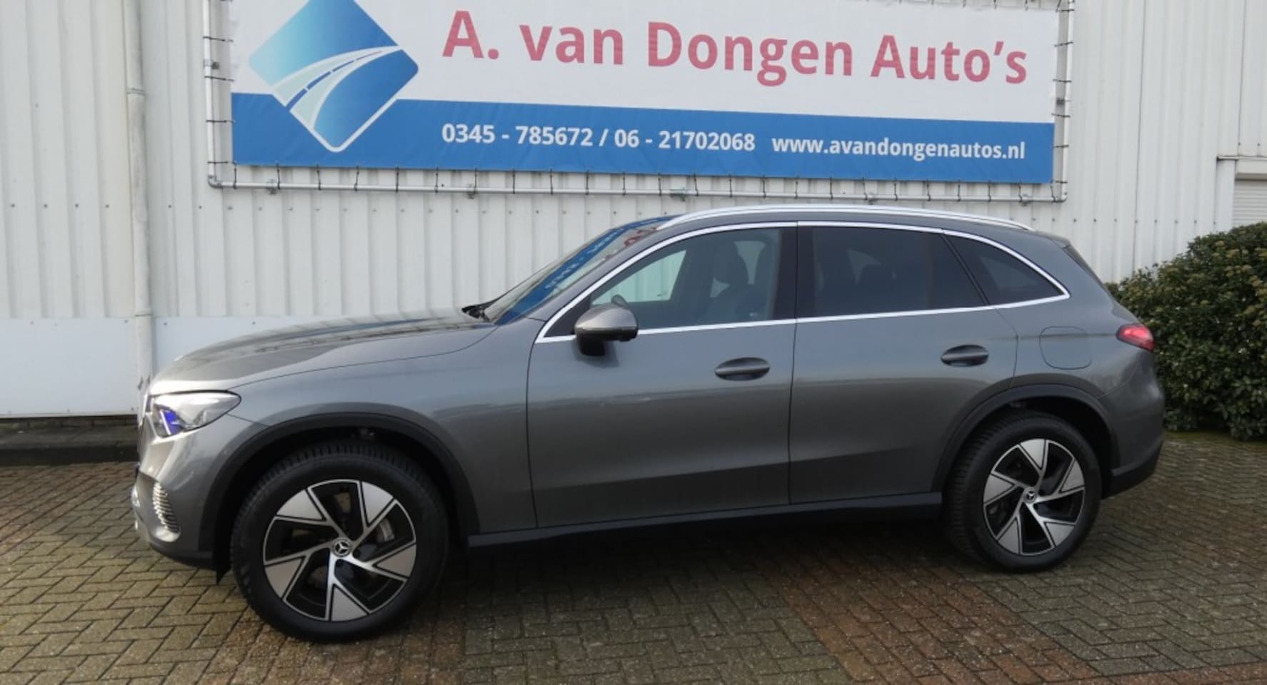 Mercedes-Benz GLC-klasse - 300E 4MATIC BNS LINE,Pano,Led,360,ACC,Leer - AutoWereld.nl