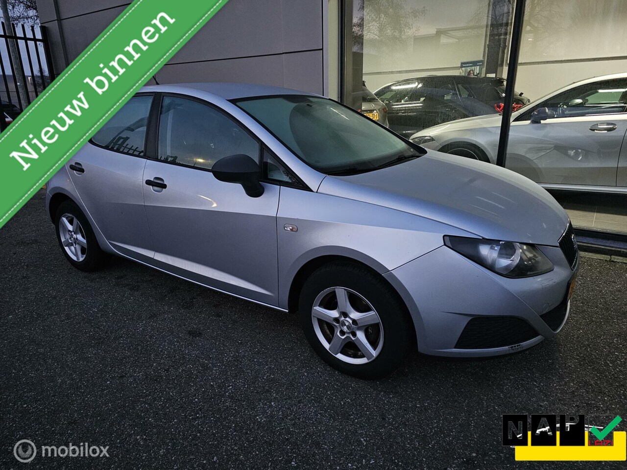 Seat Ibiza - 1.2 Club Airco/Elektrische ramen/Bluetooth - AutoWereld.nl