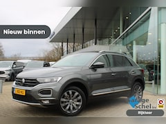 Volkswagen T-Roc - 1.5 TSI Sport 150pk - Navi - ACC - LED - Camera - Trekhaak - Beats Sound - Rijklaar