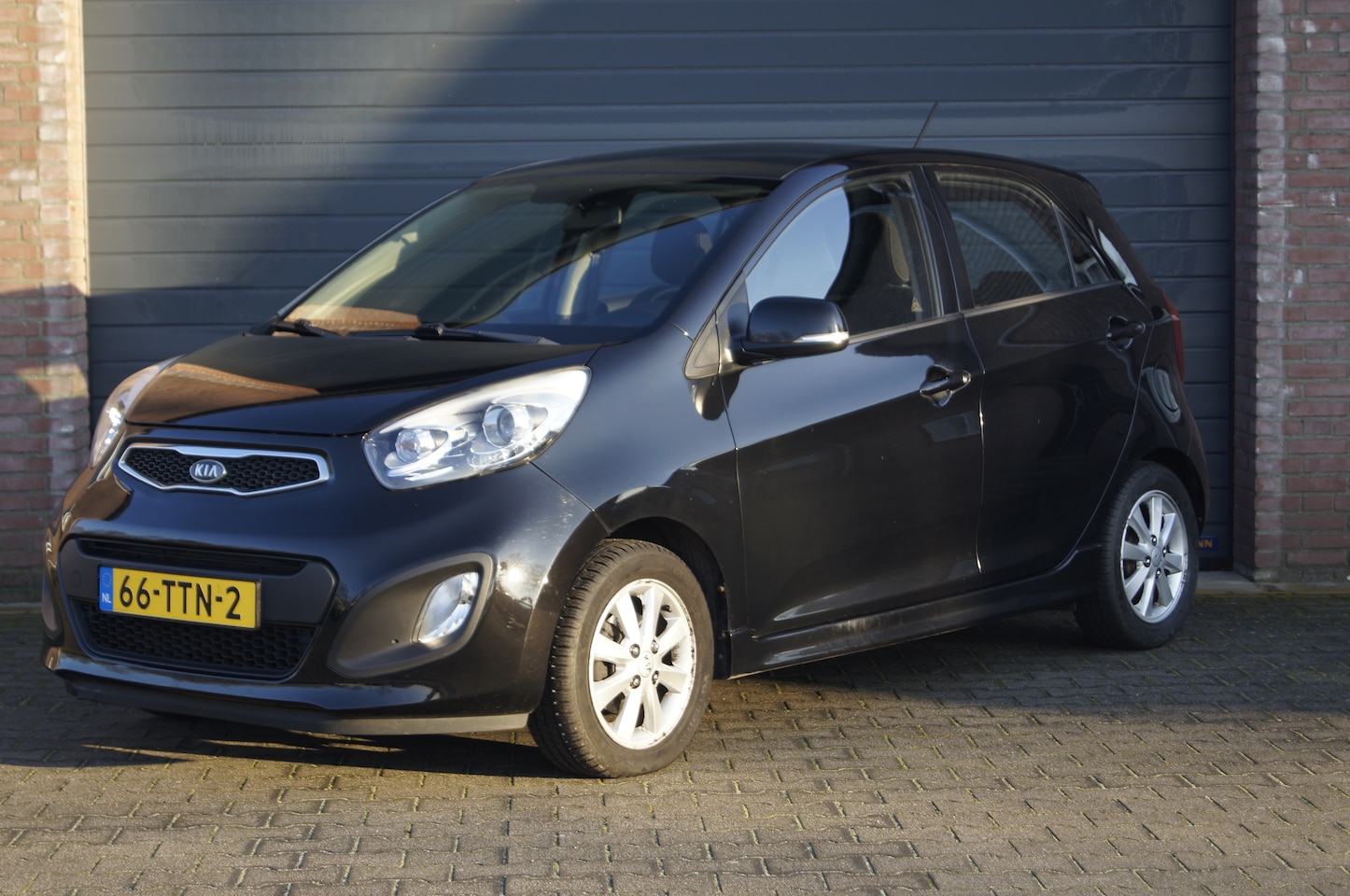 Kia Picanto - 1.2 CVVT Plus Pack AIRCO-5D-TREKHAAK-INCL. ONDERHOUD - AutoWereld.nl