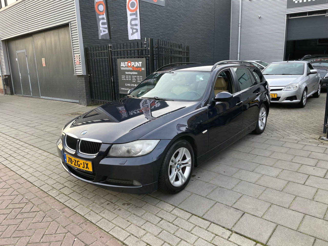 BMW 3-serie Touring - 318i Business Line Airco Navi PDC NAP APK - AutoWereld.nl