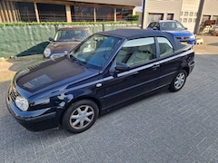 Volkswagen Golf Cabriolet - 1.8 Trendline koppeling kapot