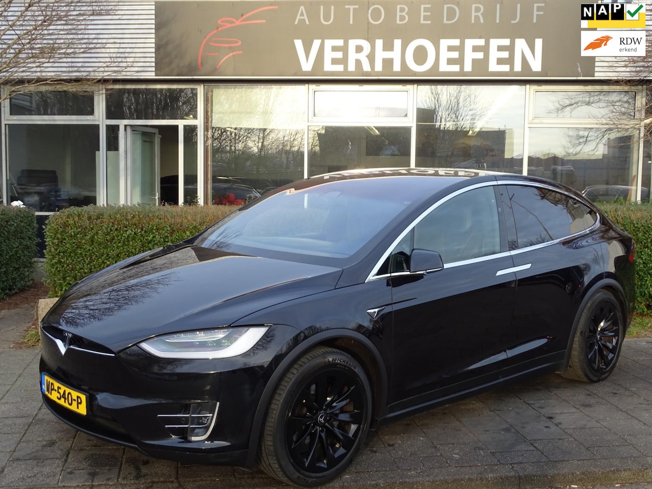 Tesla Model X - 90D Base - STOEL / STUUR VERW - AUTOPILOT - PARK CAMERA - ORG NL - NAP ! - AutoWereld.nl