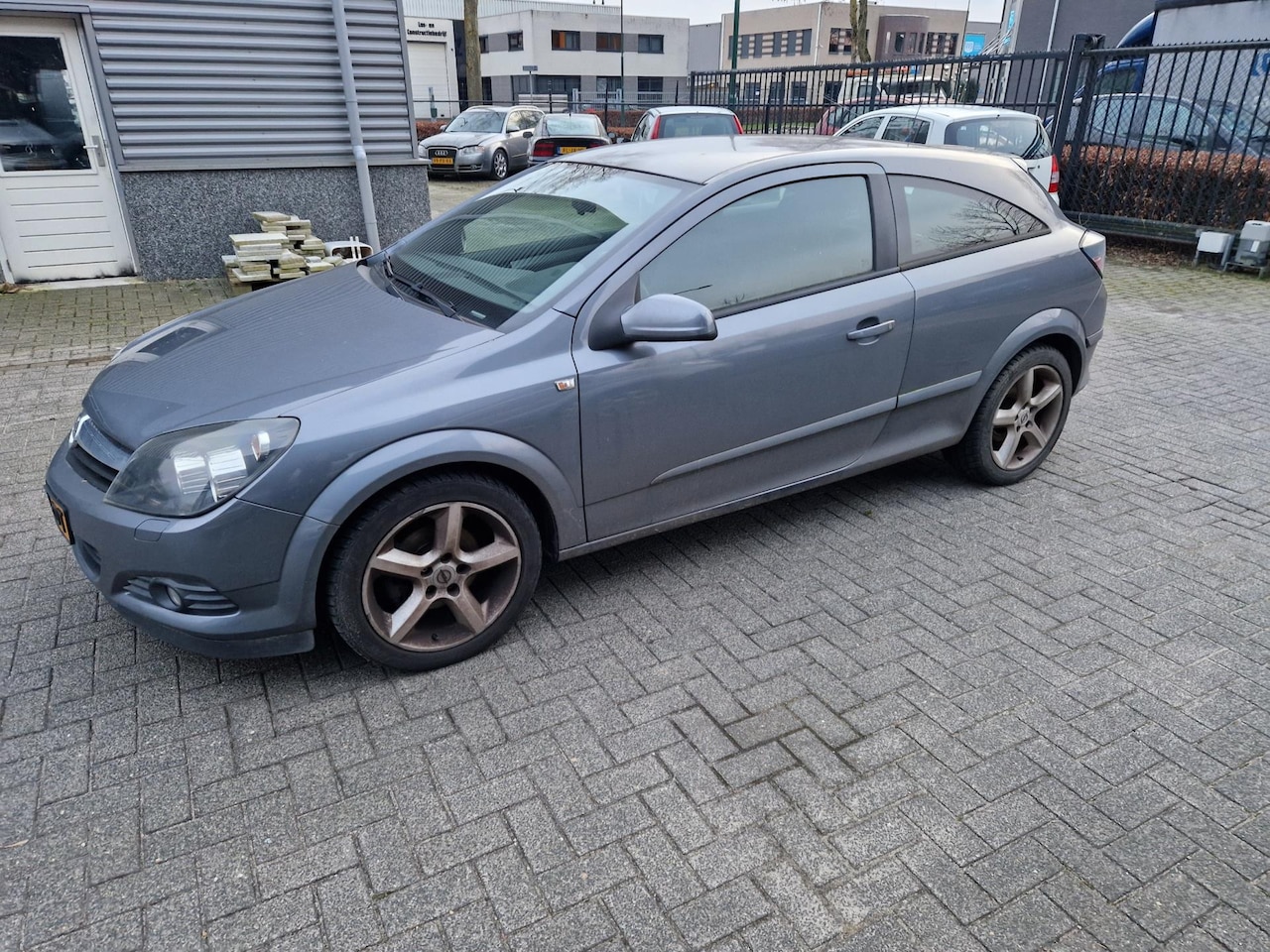 Opel Astra GTC - 1.6 Sport 1.6 Sport - AutoWereld.nl