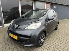 Peugeot 107 - 1.0-12V XR