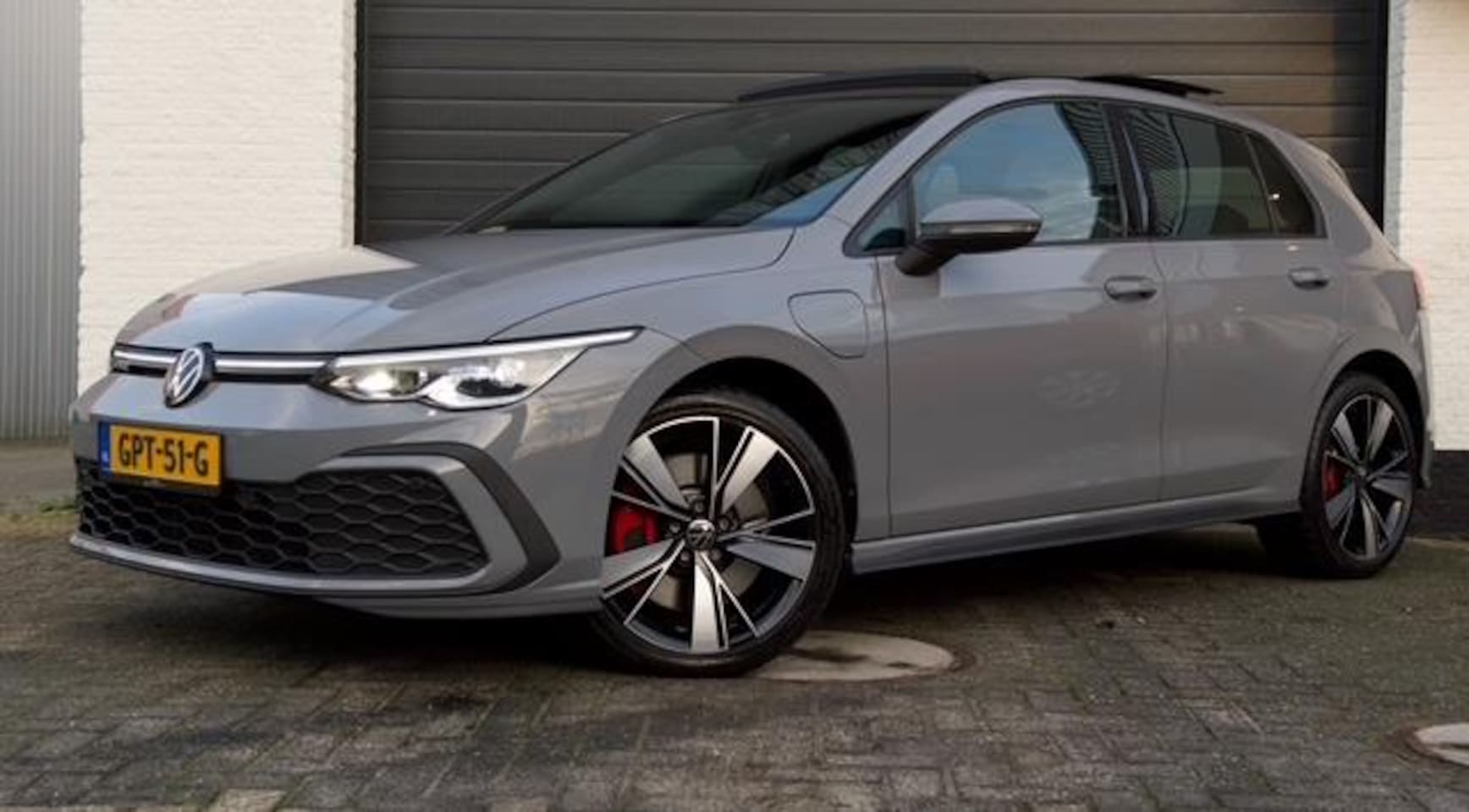 Volkswagen Golf - 1.4 eHybrid GTE DSG Pano Carplay LED - AutoWereld.nl