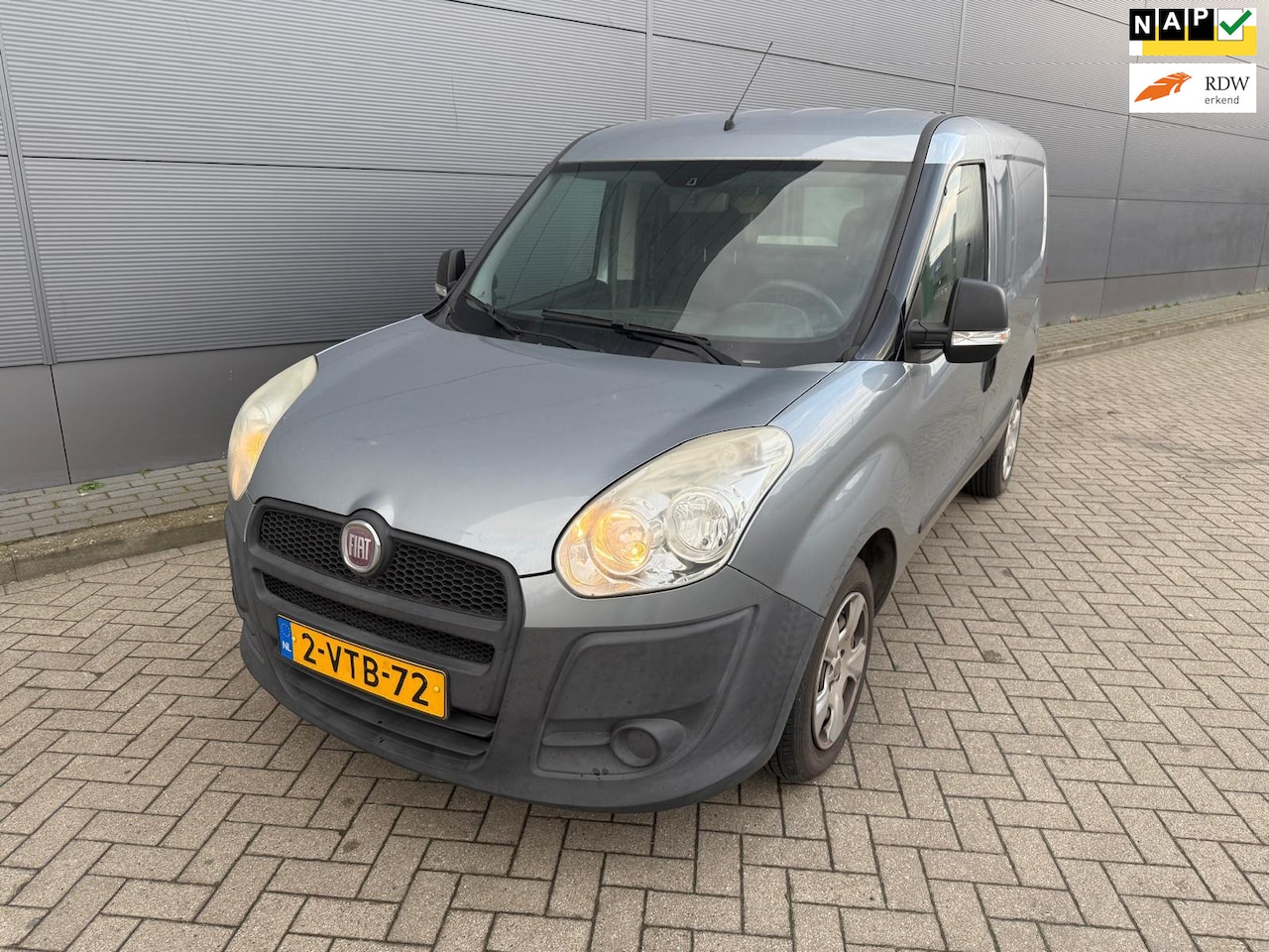 Fiat Doblò Cargo - 1.3 MultiJet SX 1.3 MultiJet SX - AutoWereld.nl