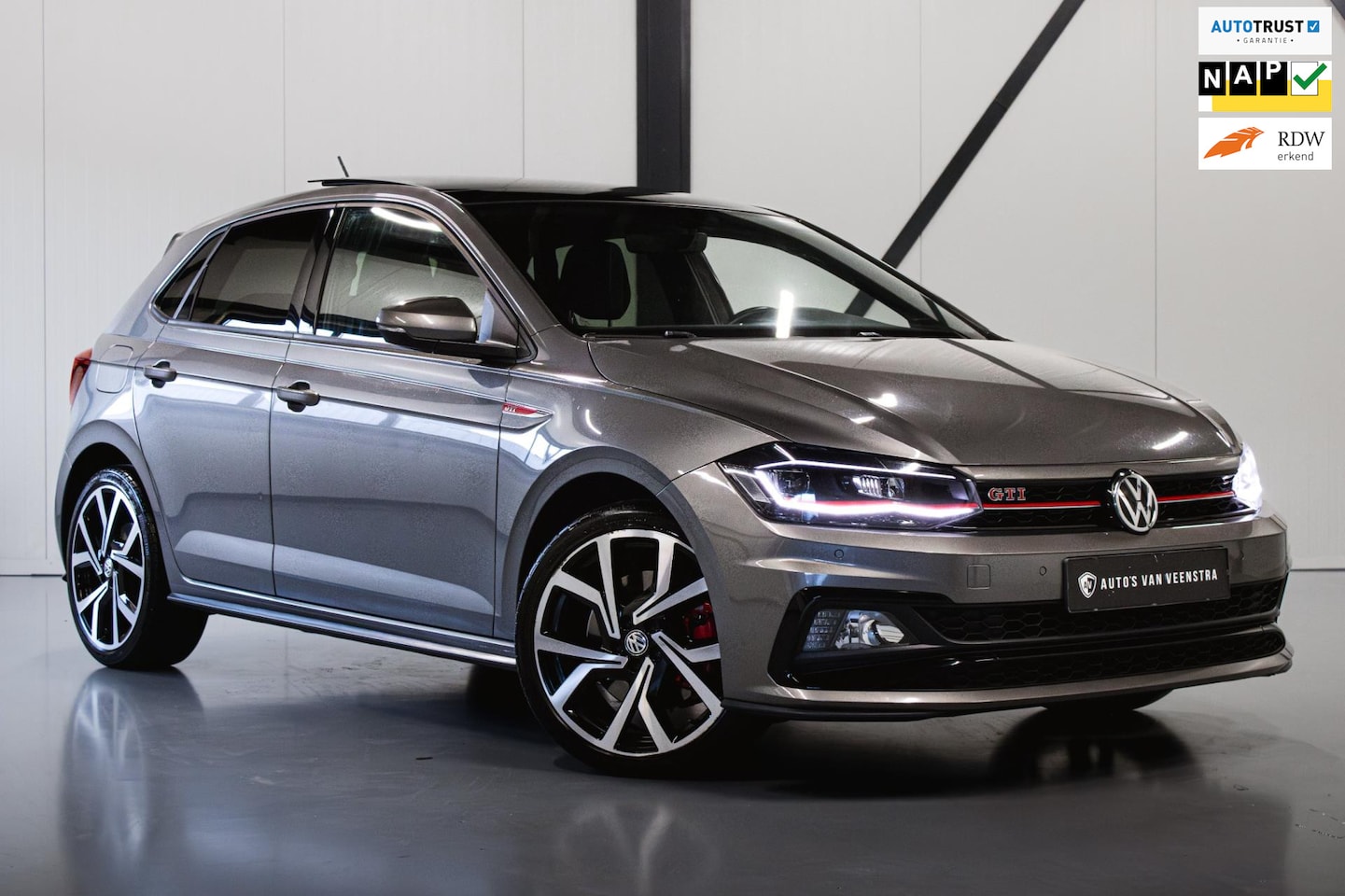 Volkswagen Polo - 2.0 TSI GTI 2020 | 18" | PANO | LED | VIRTUAL | - AutoWereld.nl