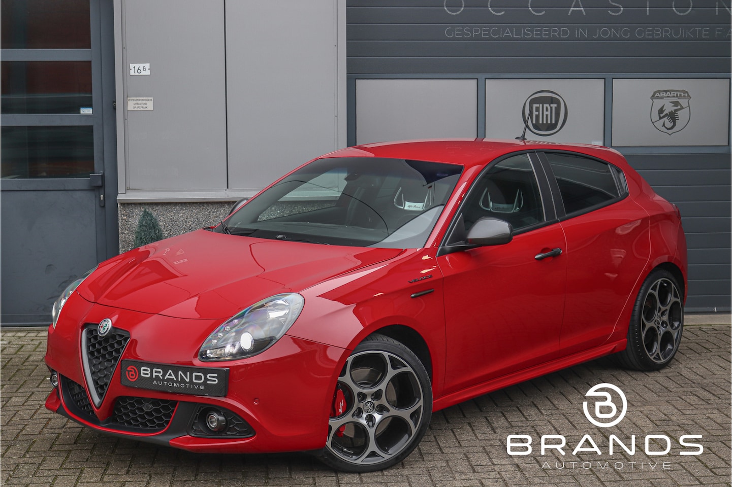 Alfa Romeo Giulietta - 1.75 TBI Veloce Xenon Bose AUT 265PK Garantie - AutoWereld.nl