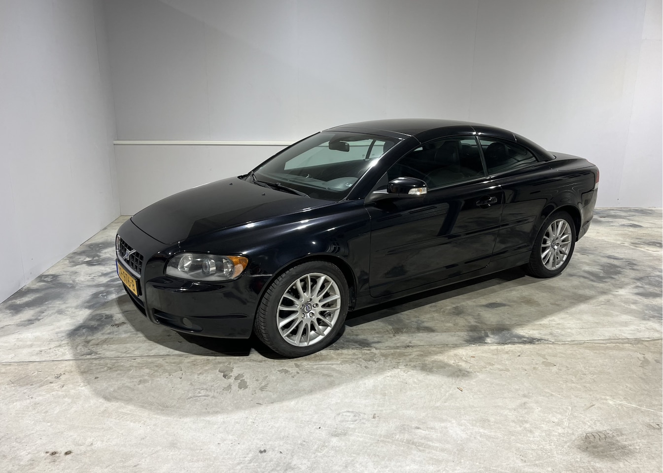 Volvo C70 Convertible - 2.4 Kinetic met stoelverwarming - AutoWereld.nl