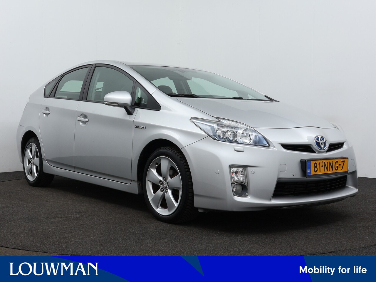 Toyota Prius - 1.8 Dynamic | Navigatie | Climate Controle | - AutoWereld.nl