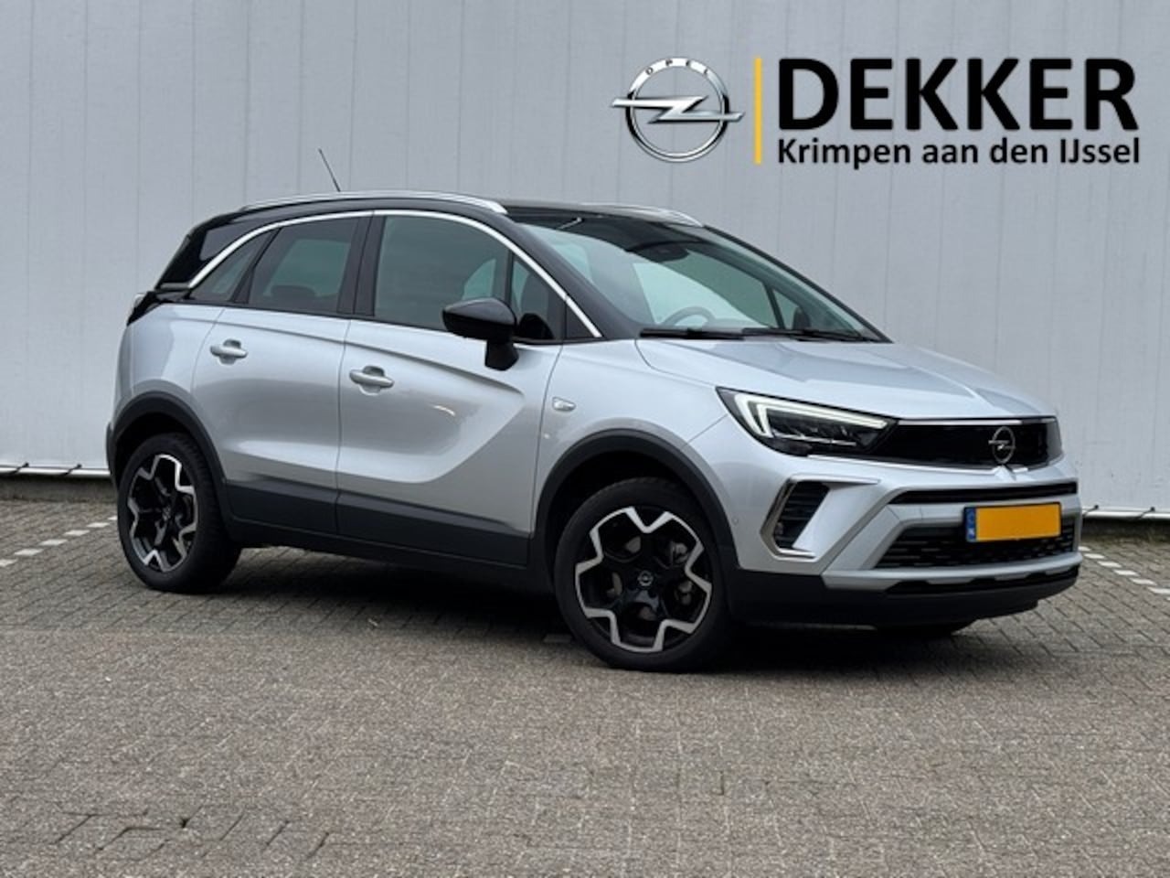 Opel Crossland - 1.2 Turbo Ultimate met Navi/Camera, AGR met Alcantara, 17inch - AutoWereld.nl