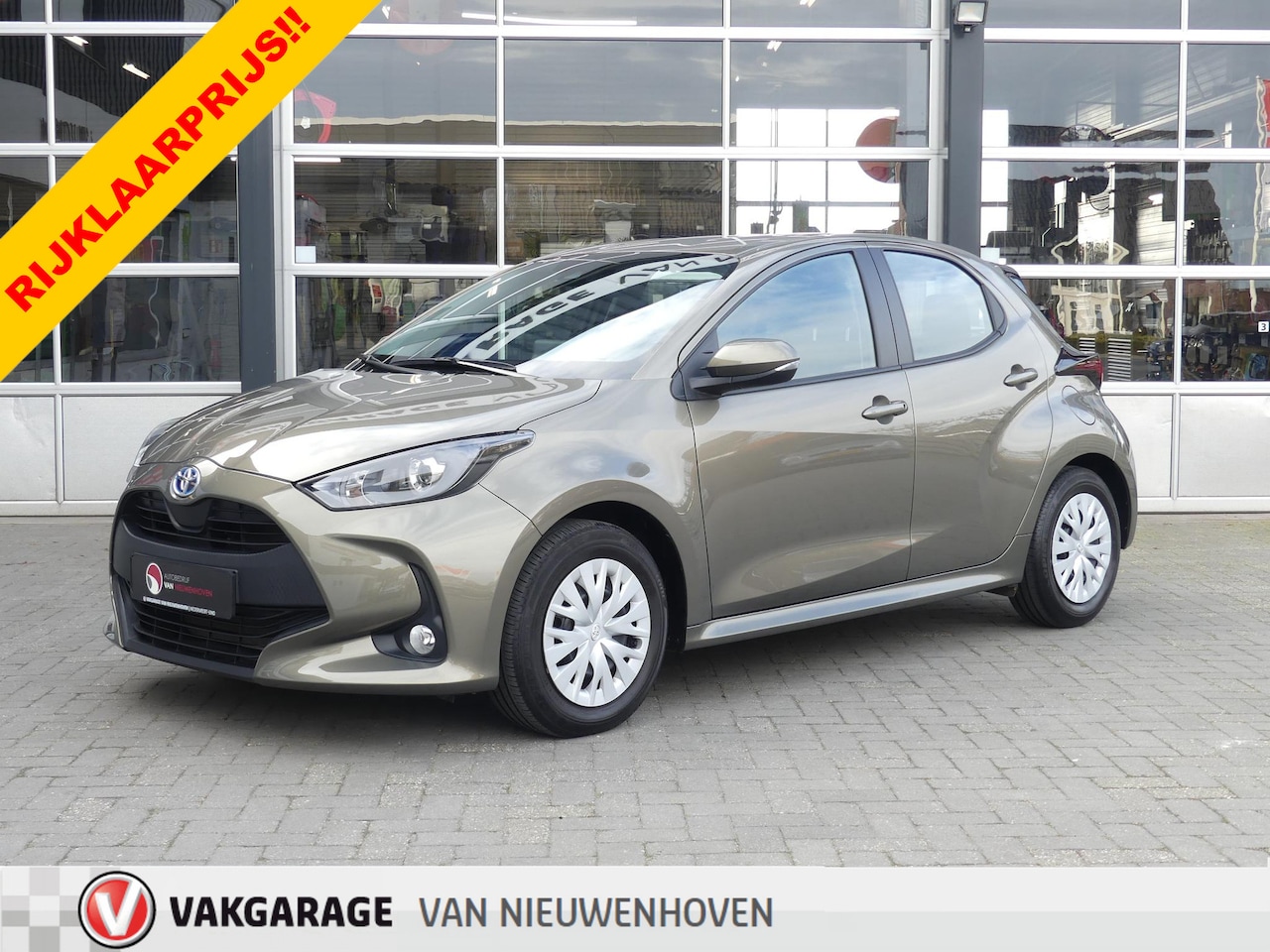 Toyota Yaris - 1.5 Hybrid Active *10 jaar garantie - AutoWereld.nl