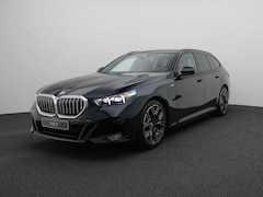 BMW 5-serie Touring - 530e | M Sport Edition | M Sportpakket | Travel Pack