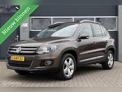 Volkswagen Tiguan - 1.4 TSI Sport&Style PANO NAVI NWE KETTING