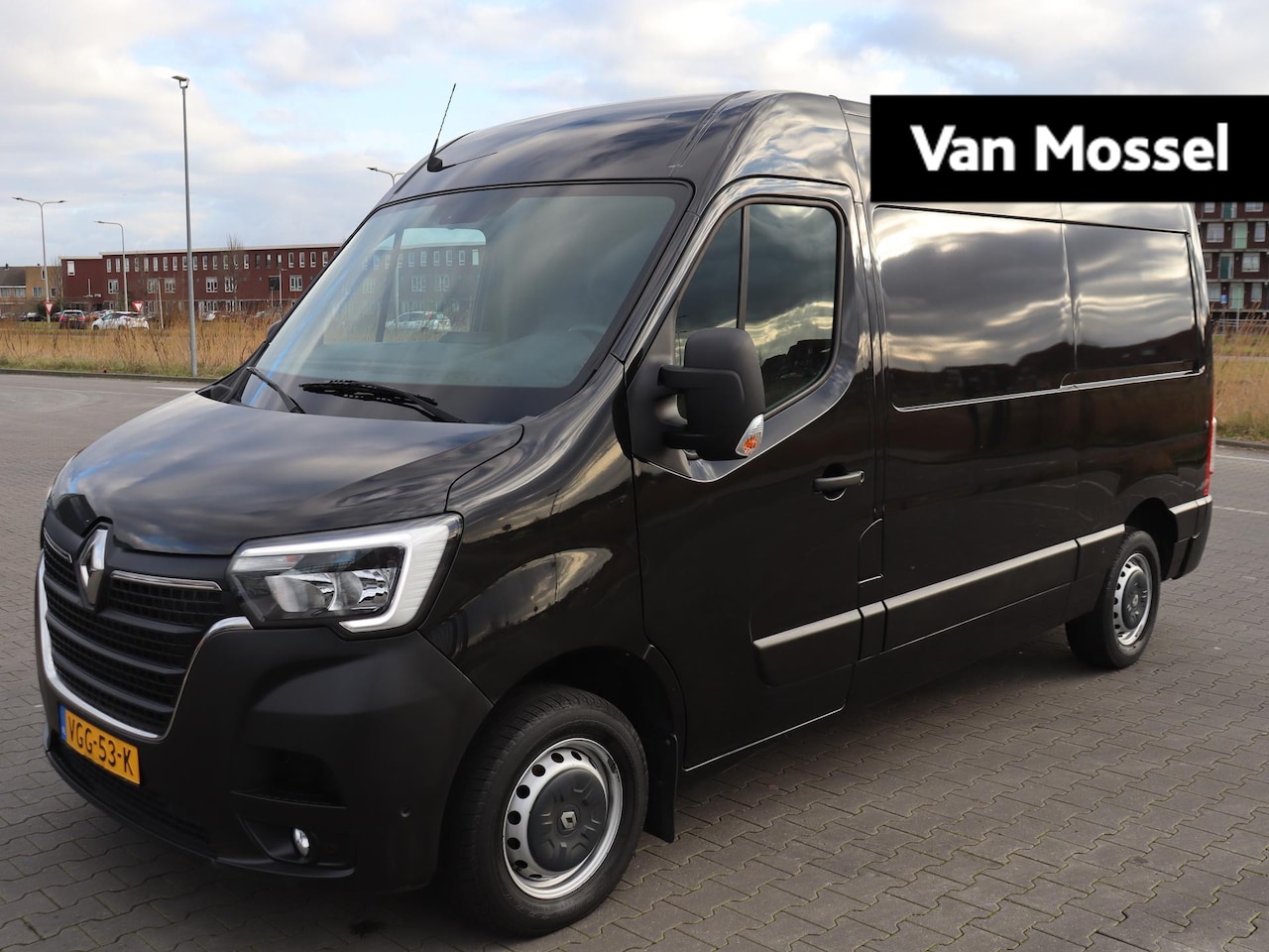 Renault Master - T33 2.3 dCi 135 L2H2 | Navigatie | Trekhaak | Camera - AutoWereld.nl