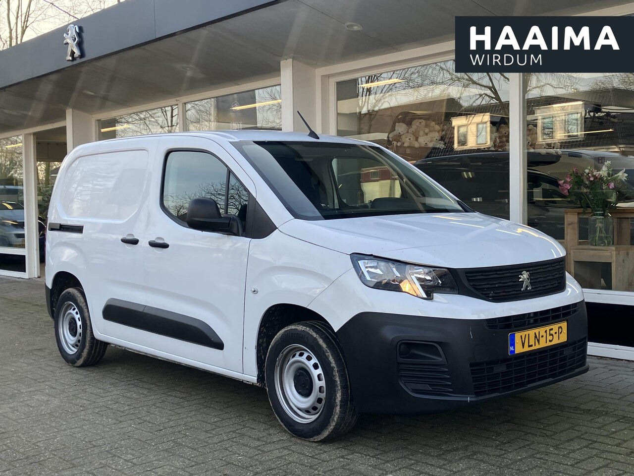 Peugeot Partner - 1.5 BlueHDI Pro | Weinig kilometers | Zeer nette staat | Airconditioning | Cruise Control - AutoWereld.nl