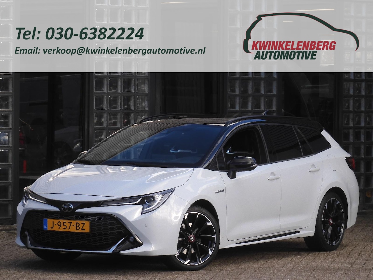 Toyota Corolla - TS 2.0 HYBRID GR-SPORT PLUS/ JBL/ HEAD-UP/ TWO-TONE - AutoWereld.nl