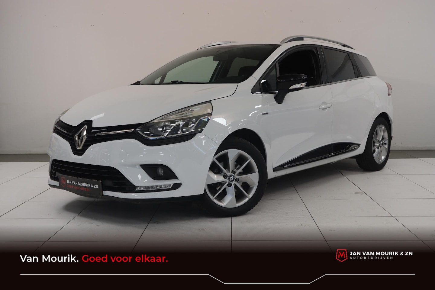 Renault Clio Estate - 0.9 TCe Limited | Trekhaak | Airco | Cruise control | Navigatie | - AutoWereld.nl