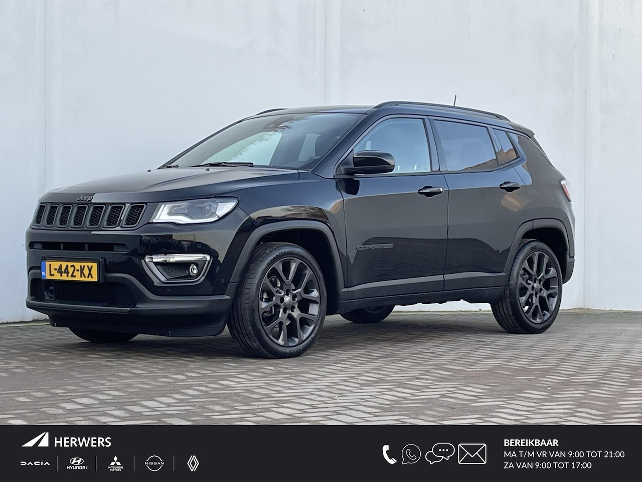 Jeep Compass - 1.3T S 150PK / Automaat/ Panoramadak / Navigatie / Lederen bekleding / Stoelverwarming - AutoWereld.nl