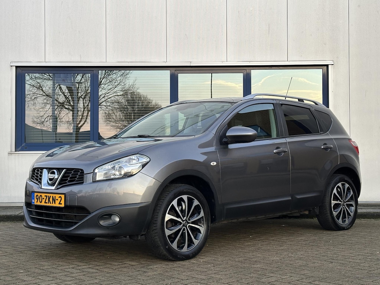 Nissan Qashqai - 1.6 Connect Edition l Panorama l Sluitend onderhouden l NAP l - AutoWereld.nl